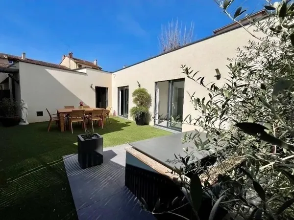 Maison 5 pièces 116 m²