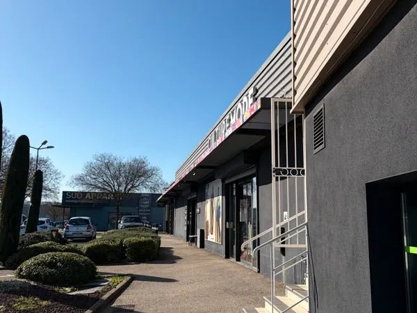 Local commercial