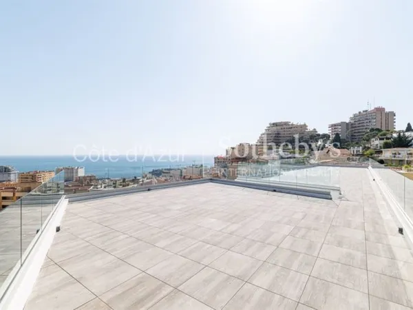 Beausoleil appartement 4 pièces 134 m² dernier étage toit terrasse proche Monaco immeuble récent