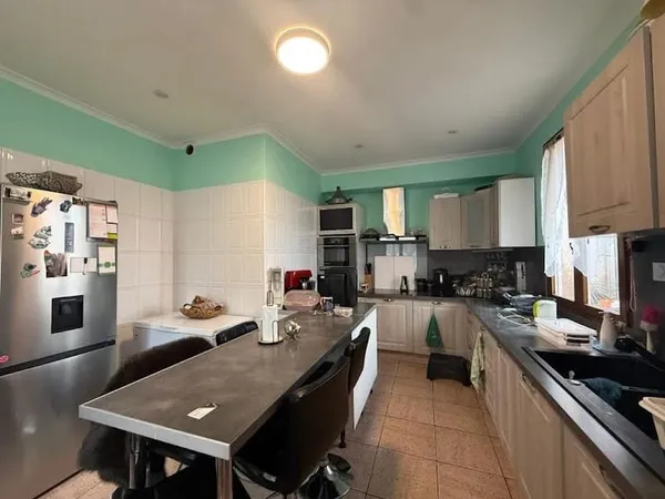 Maison 4 pièces 147 m²