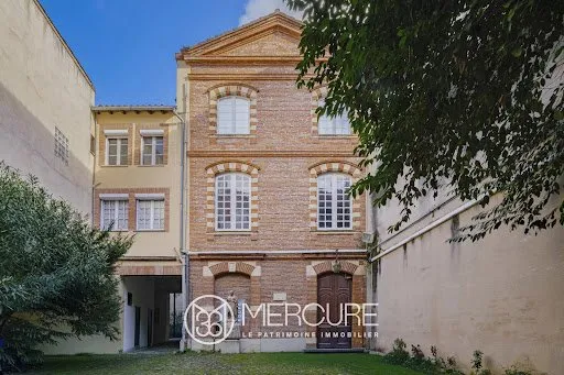 Appartement 6 pièces 180 m²