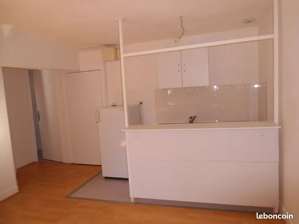 Appartement Location Clermont-Ferrand 2p 28m² 435€