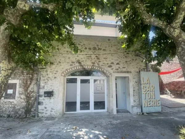PLATEAU À AMÉNAGER AU CŒUR DE CLÉON D'ANDRAN