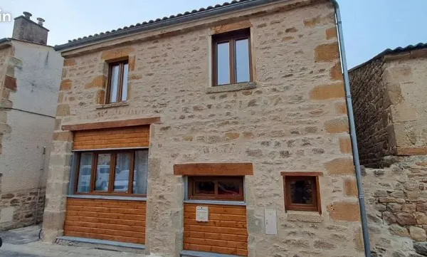 Maison bourg rénovée Vic Le Comte