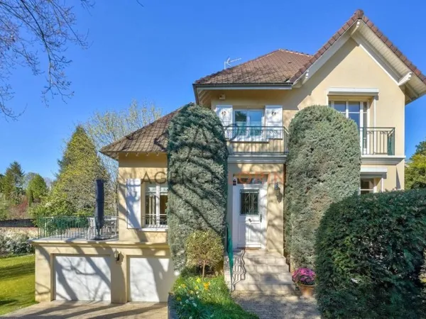 Maison 9 pièces 172 m²