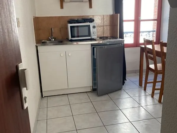 Loue T1Bis meublé