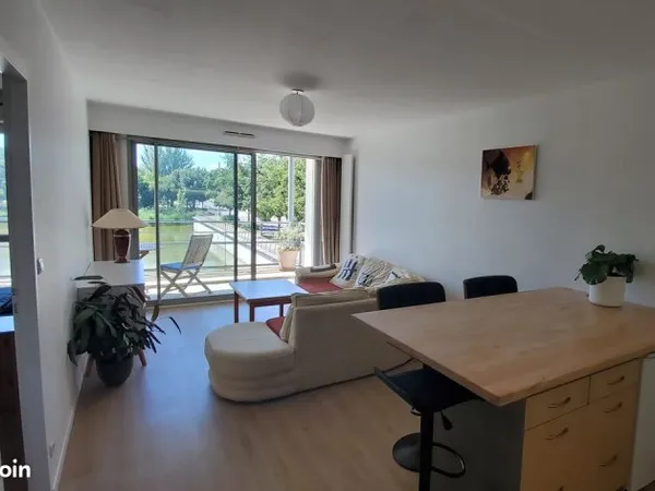 Minimes T2 - 42 m² - vue ouest lac