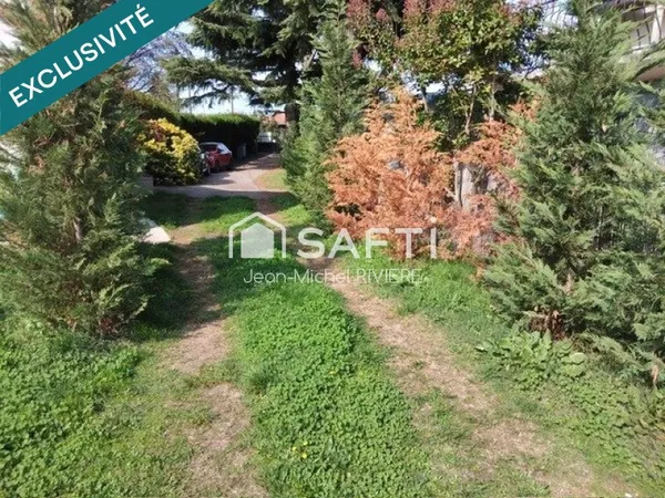 Belle situation avec ce terrain à bâtir de 502 m2, situé dans un secteur calme et résidentiel, sur l