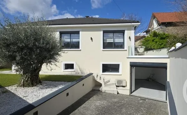 Maison 5 pièces 148 m²