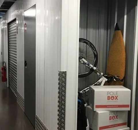 📦 Location de box de stockage - Centre Pôle Box, Chassieu (Zone Mi-Plaine)