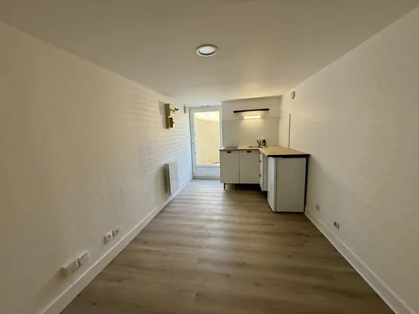 Appartement Location Poitiers 1p 15m² 360€