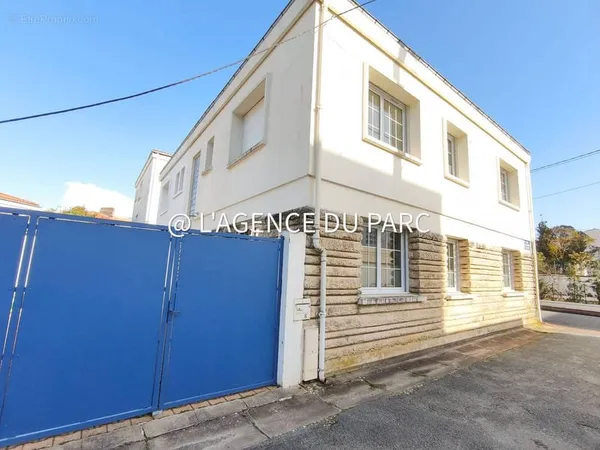 Royan - quartier du parc - centre ville - maison 4 chambres - apercu mer
