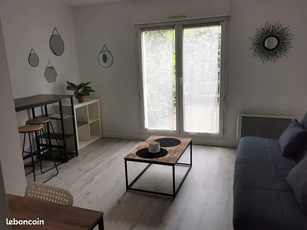 Appartement Location Tours 1p 20m² 550€