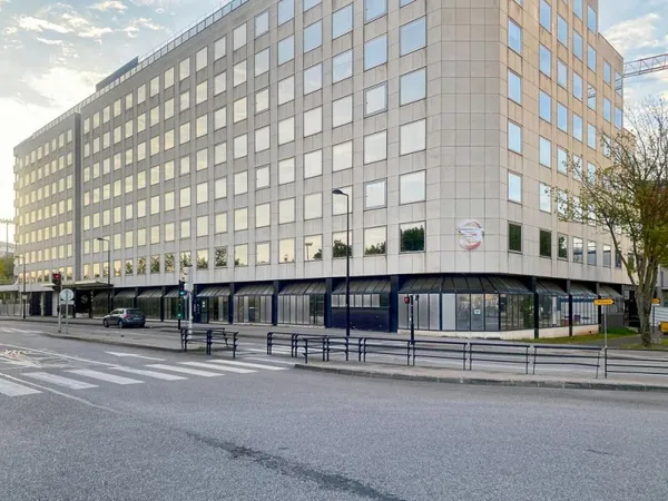 Trouvez un espace de bureau à Saint Quentin Stop & Work pour 1 personne où tout est pris en charge