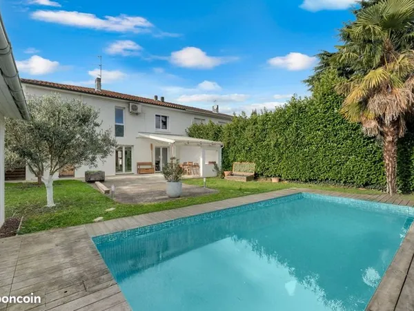 Maison 6 pièces 148 m²