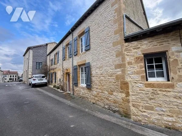 Maison 6 pièces 235 m²