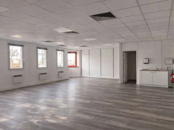 Bureaux 152 m²