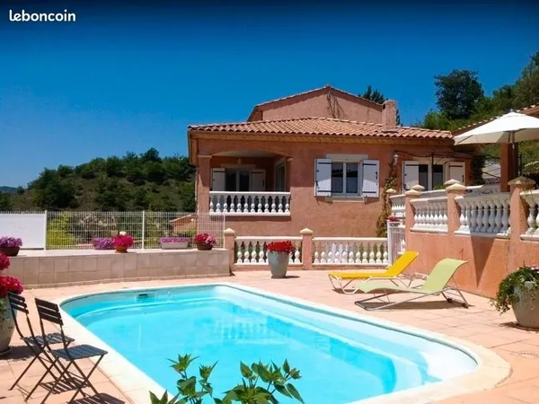 Maison 10 pièces 207 m²