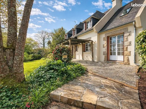 Maison 7 pièces 159 m²