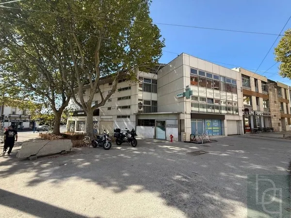 Bureaux 170 m²
