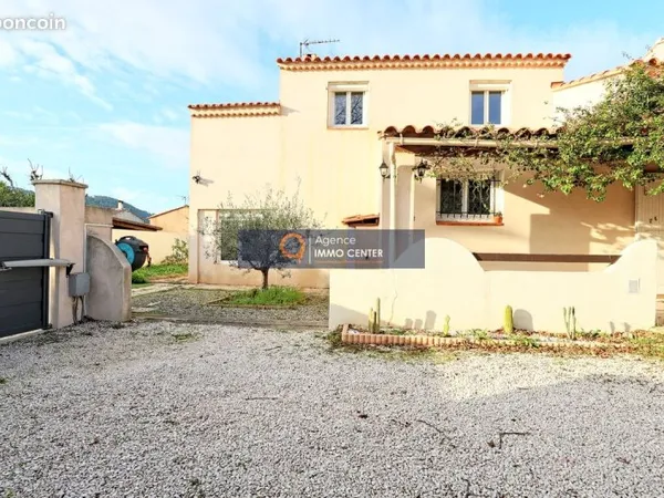 Villa 4 pièces 120 m²