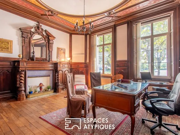 Appartement de style à la lisière du triangle d'or