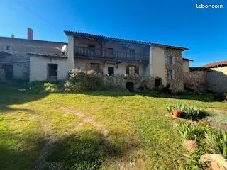 Belle ferme forézienne de caractère