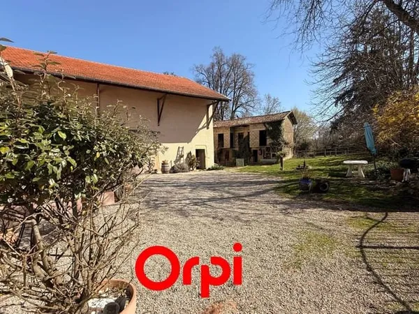 Maison 3 pièces 127 m²