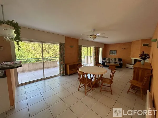 Appartement 4 pièces 80 m²