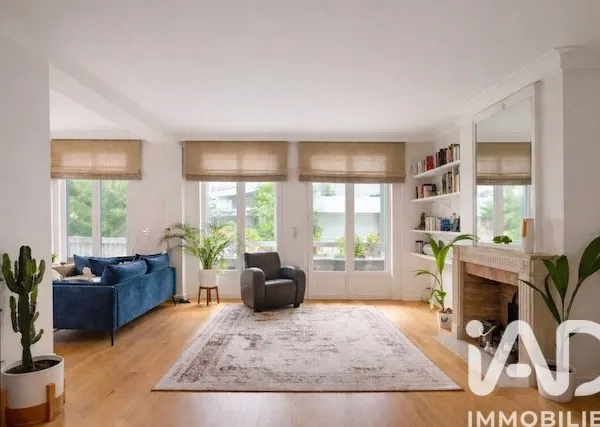 Appartement 5 pièces 155 m²