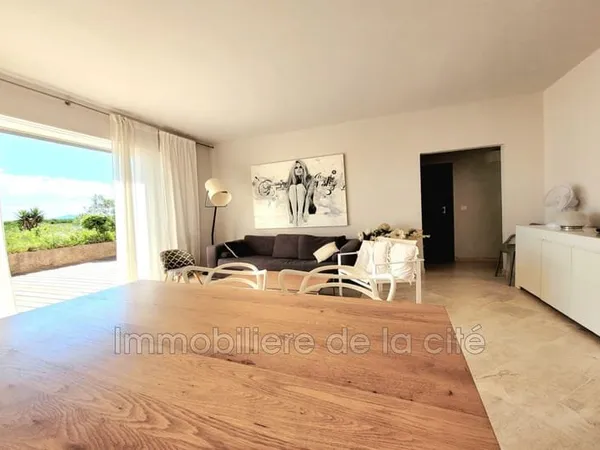 Appartement 4 pièces 73 m²