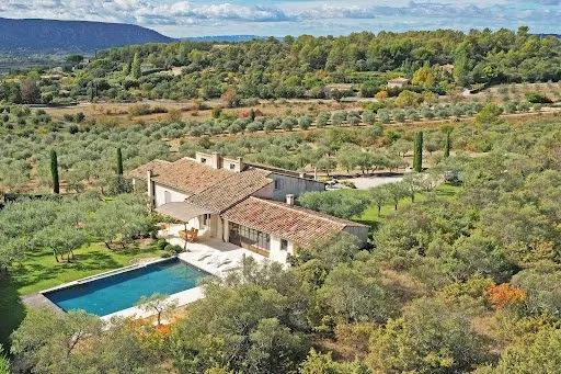 Maison Location Gordes   6020€