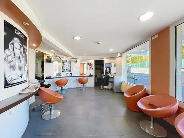 Fonds de commerce 80 m²