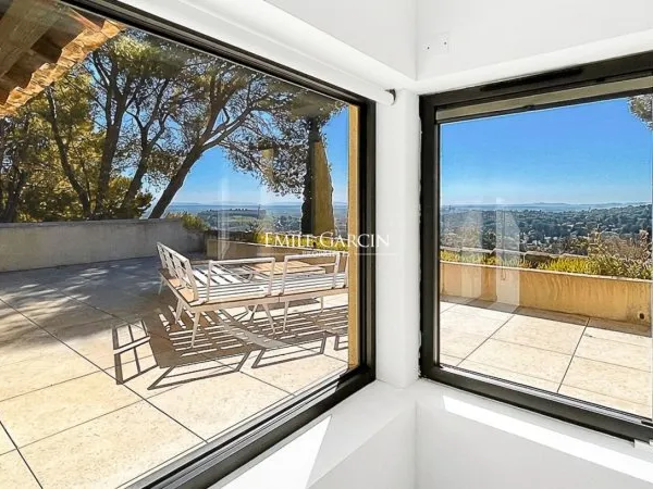 À vendre - propriété en pierre vue exceptionnelle -Villeneuve-lès-Avignon -piscine -terrain construc