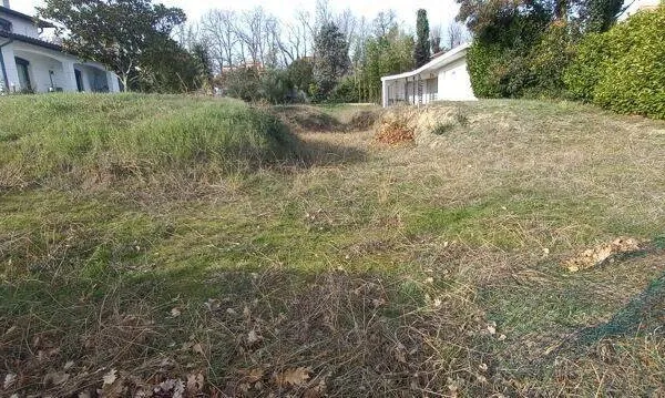 Terrain constructible 680 m²