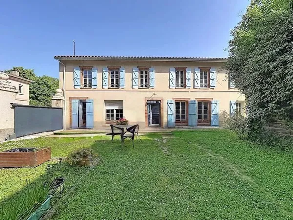 Maison 7 pièces 194 m²