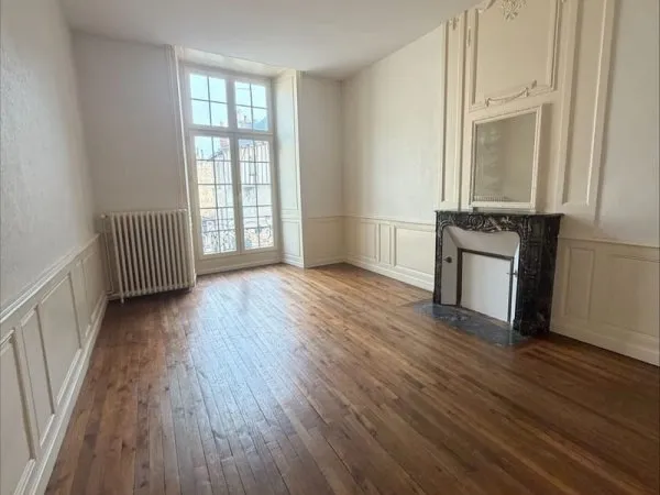 APPARTEMENT T3 - RUE ARSENE ORILLARD