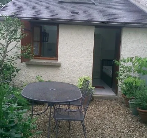 Studio meublé sur jardin à Tours