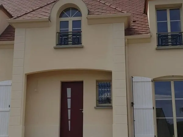 Terrain à bâtir de 691 m² à VILLIERS-ADAM (95)