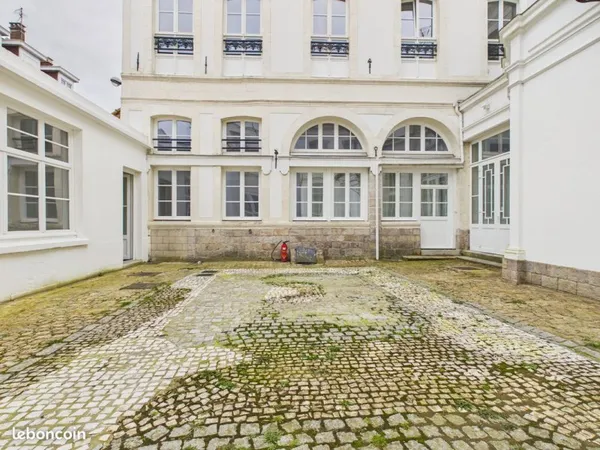 Appart neuf t3 douai dans hotel particulier