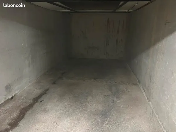 Garage/Parking/Box 15m²