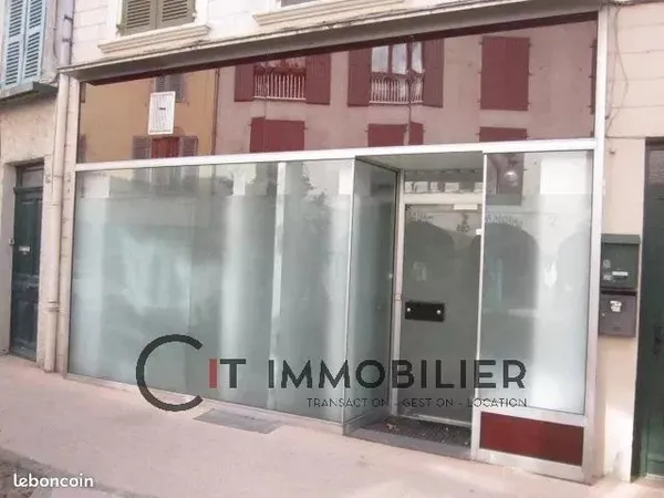 Local commercial 38 m² La Tour-du-Pin