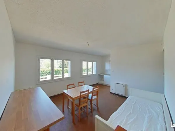 Studio 1 pièce 25 m²