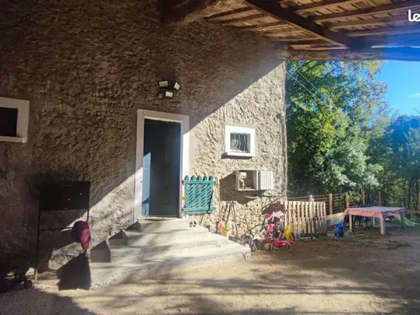 Maison 5 pièces 176 m²