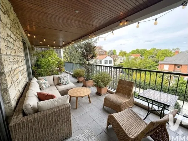 Appartement 5 pièces 142 m²