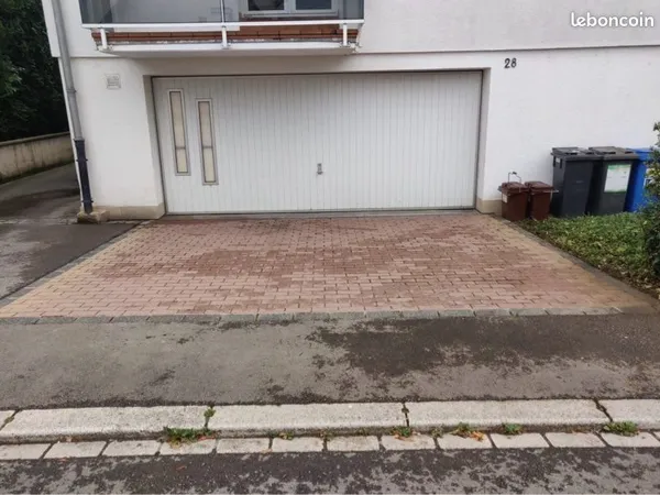 À louer - Garage double spacieux et idéalement situé à Bettembourg