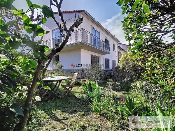 Maison 2 pièces 158 m²