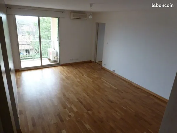 Appartement T2 - Secteur Firmis 2
