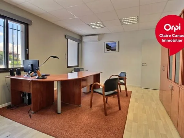 Local professionnel 122 m²