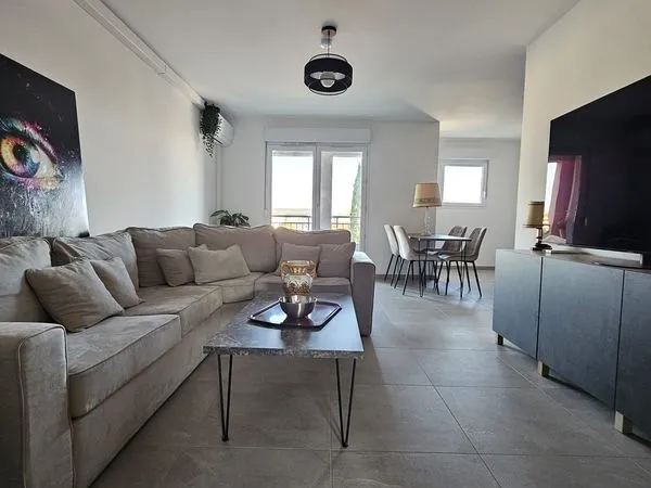 T3 de standing - Coeur de Nîmes - 67m2